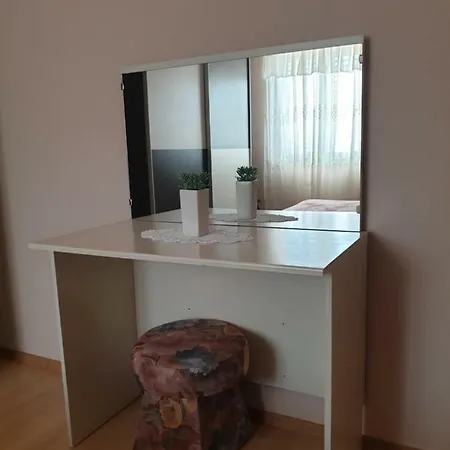 Martinovic By The Sea Апартаменты *